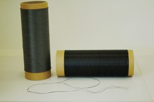 Bobines de fibres polymères conductrices électriques