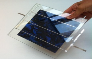 Panneau photovoltaïque avec encapsulant photopolymérisable